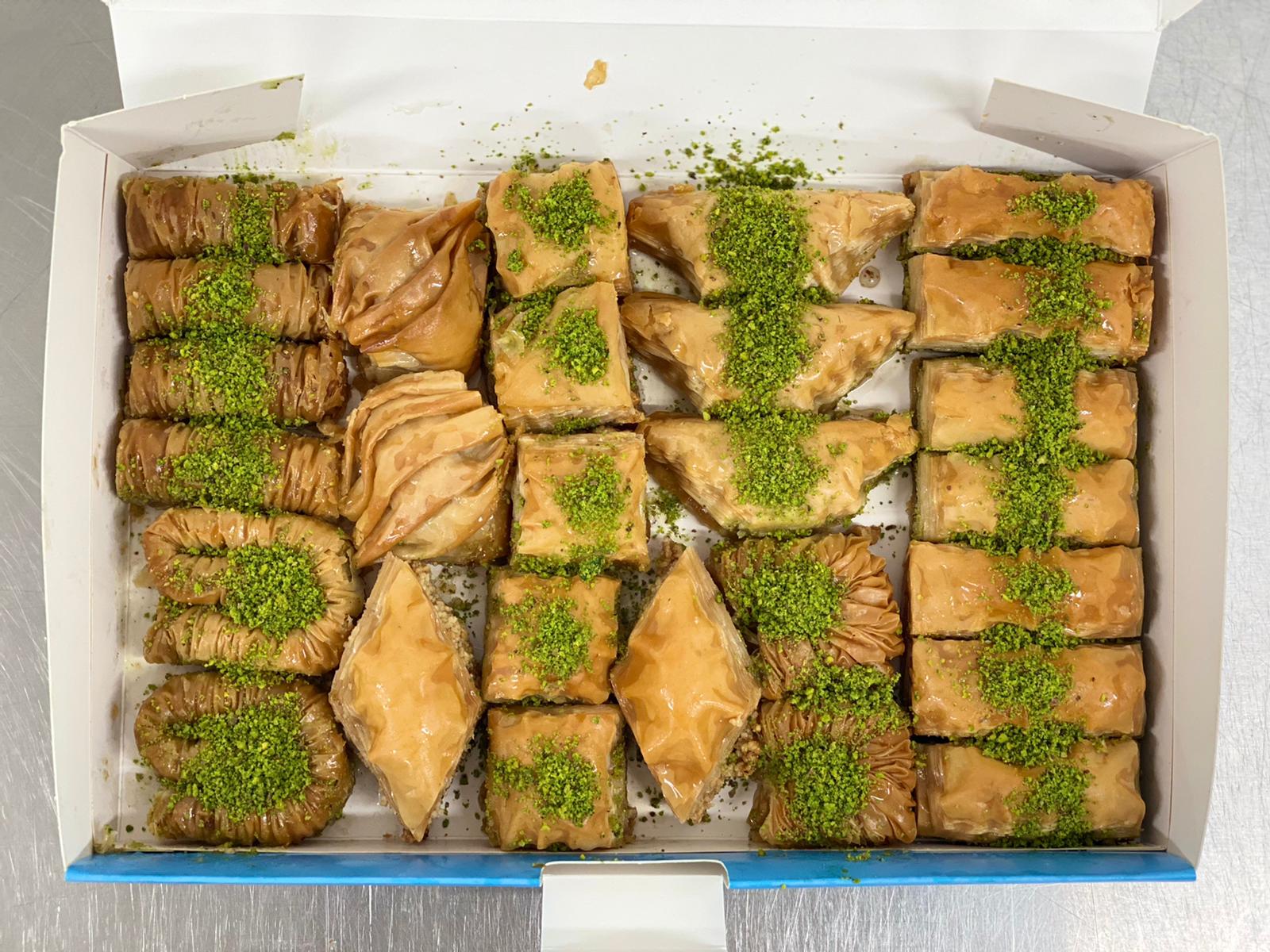 Gift Mix Box Traditional Baklava