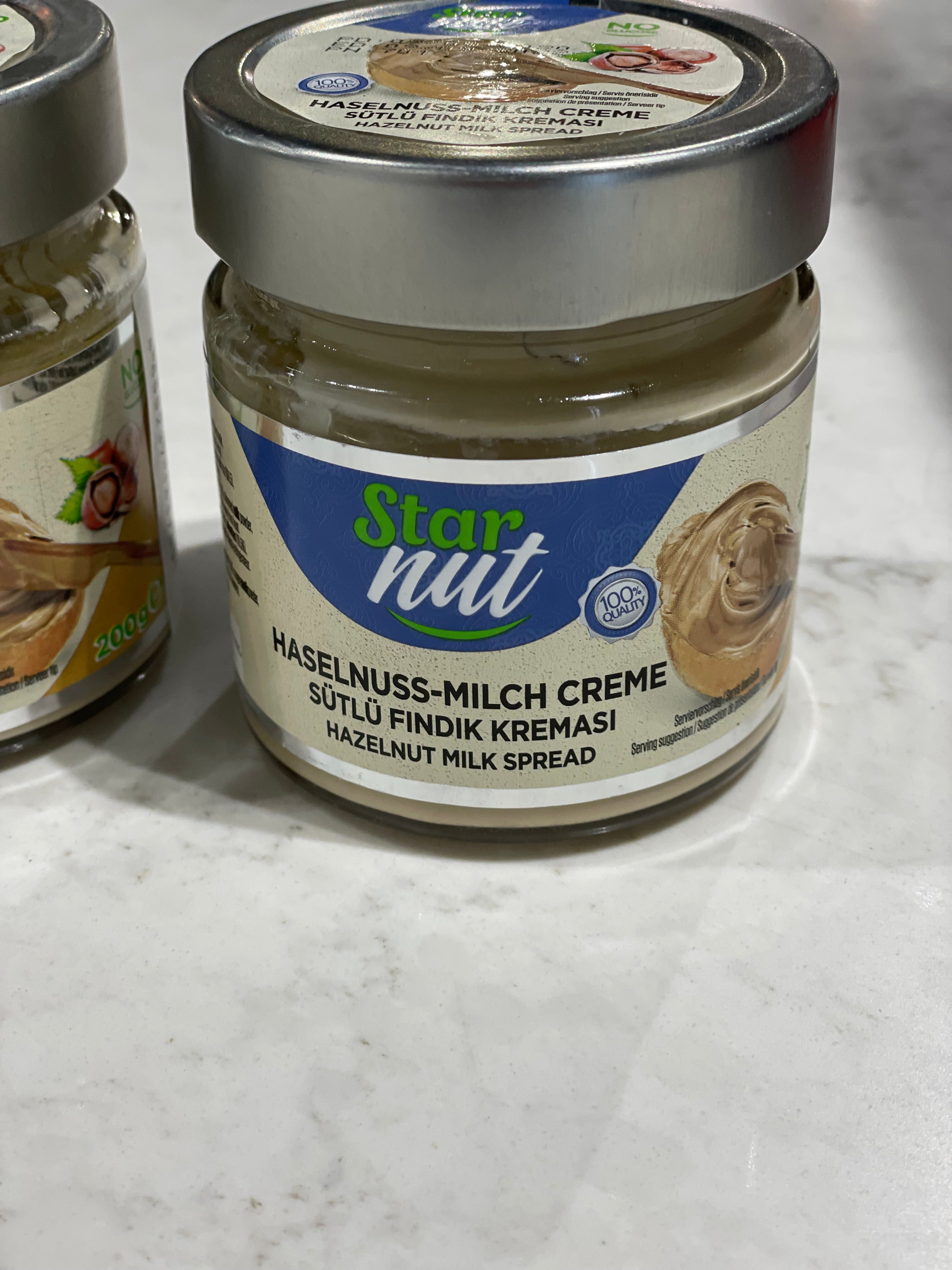Cream Pistachio