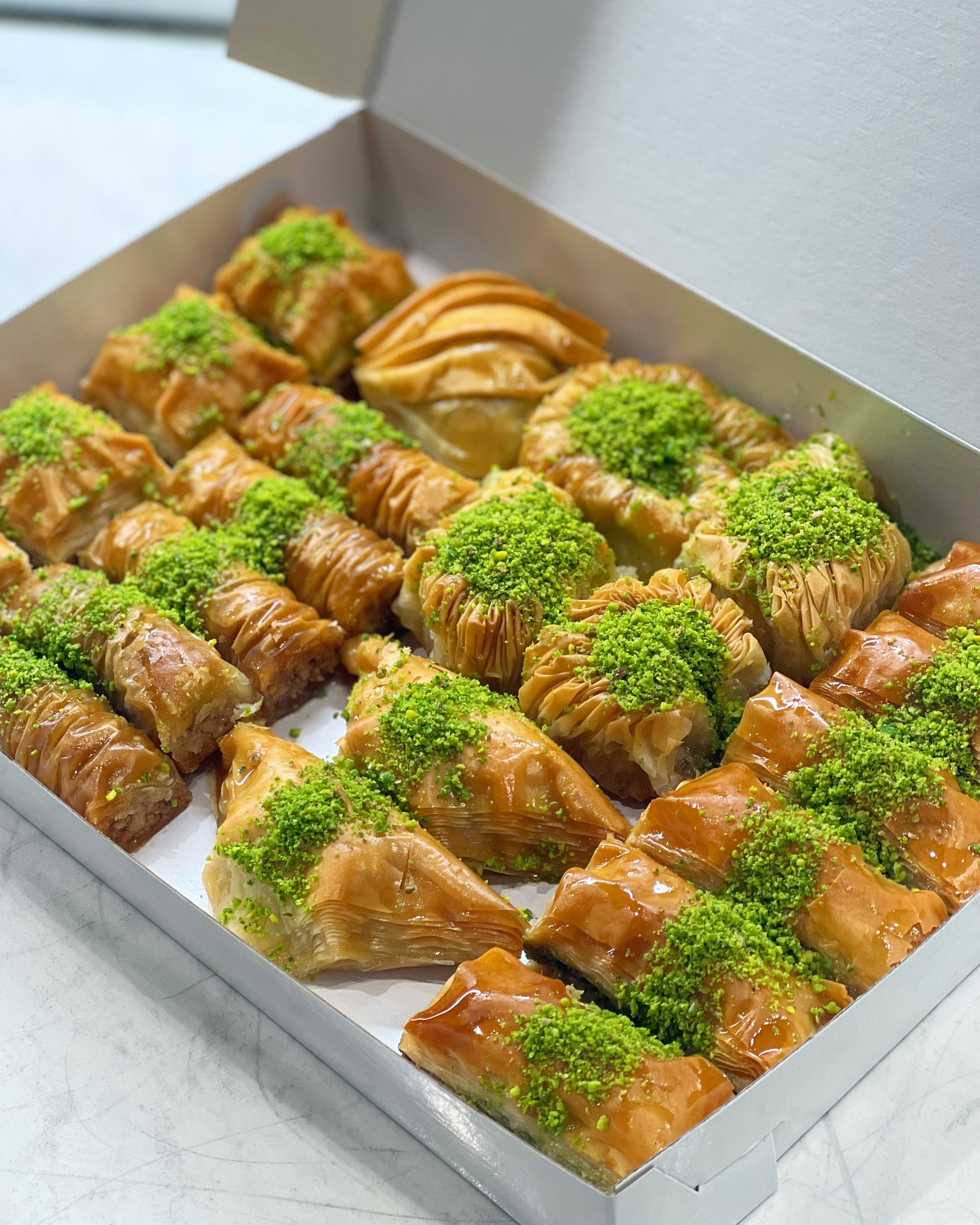 Gift Mix Box Traditional Baklava
